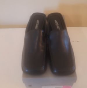 NWT What's What Stephanie Mule Slide In Shoes